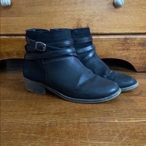 size 6.5 black boots